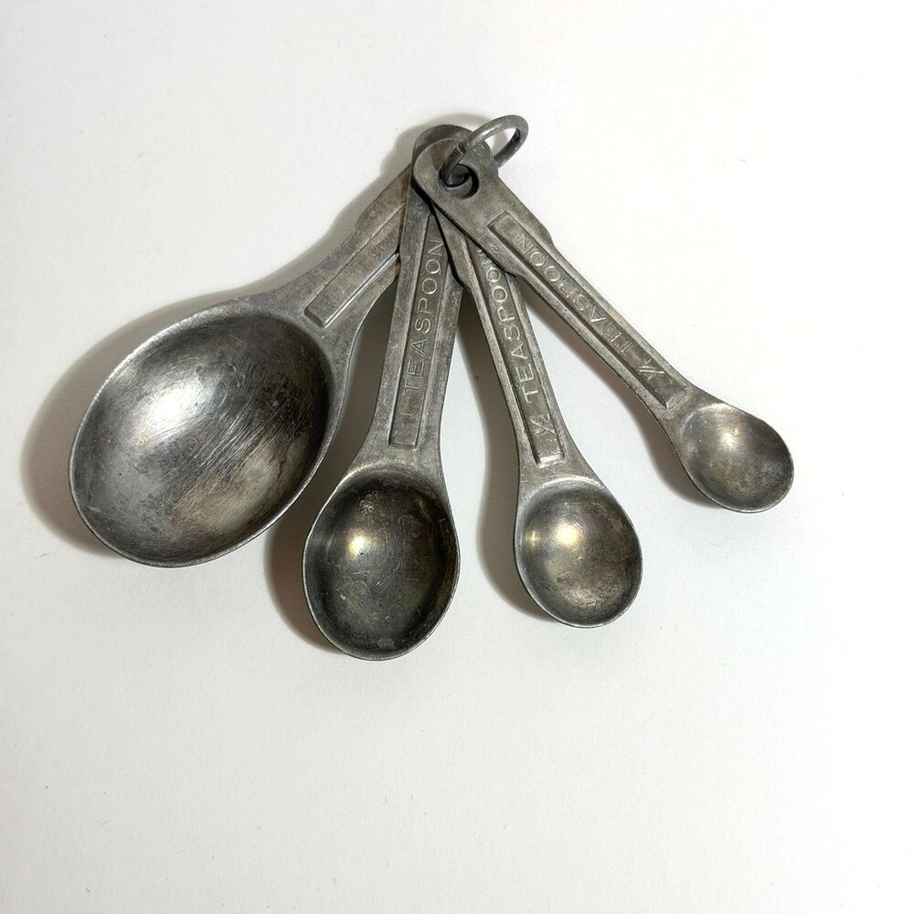 Vintage Aluminum Measuring Spoons Set of 4